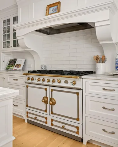 $1,695,000 | 2255 French Creek Circle, Wayzata, MN 55391