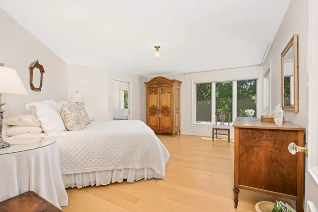 $1,695,000 | 2255 French Creek Circle, Wayzata, MN 55391