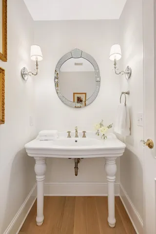 $1,695,000 | 2255 French Creek Circle, Wayzata, MN 55391