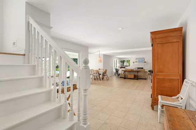 $1,695,000 | 2255 French Creek Circle, Wayzata, MN 55391