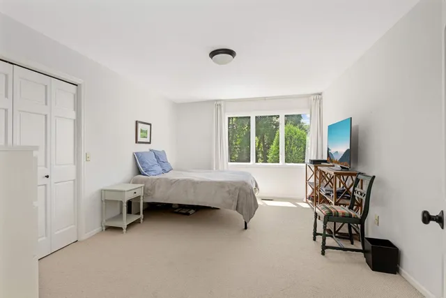 $1,695,000 | 2255 French Creek Circle, Wayzata, MN 55391