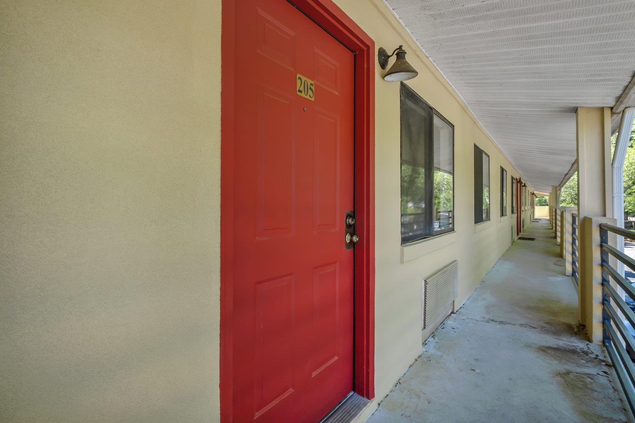 403 Hayden Road, Unit 205 Tallahassee, FL 32304 - Photo 15 of 17 Gallery Image 15