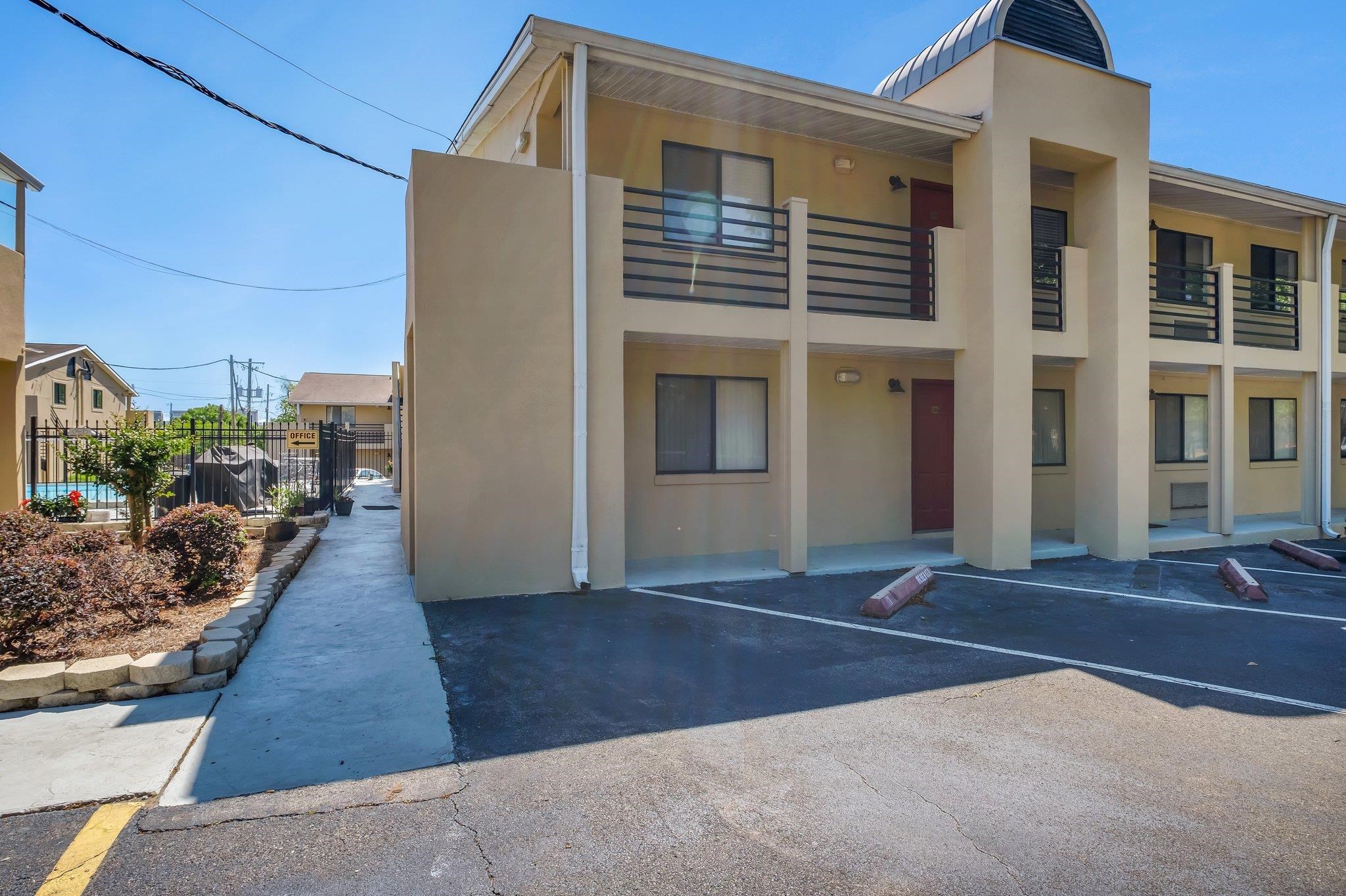 403 Hayden Road, Unit 205 Tallahassee, FL 32304 - Photo 16 of 17 Gallery Image 16