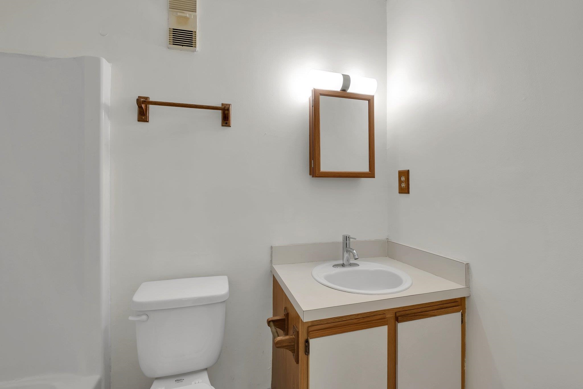 403 Hayden Road, Unit 205 Tallahassee, FL 32304 - Photo 4 of 17 Gallery Image 4