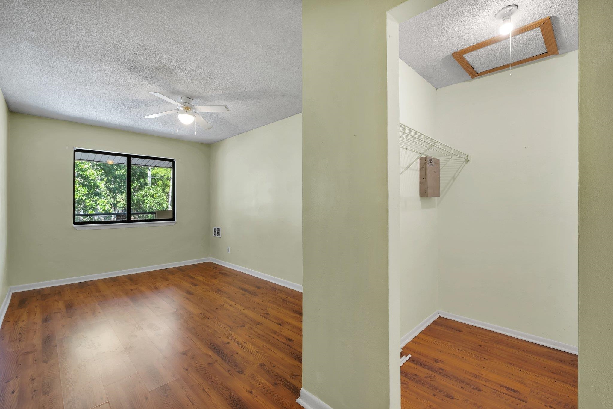 403 Hayden Road, Unit 205 Tallahassee, FL 32304 - Photo 5 of 17 Gallery Image 5