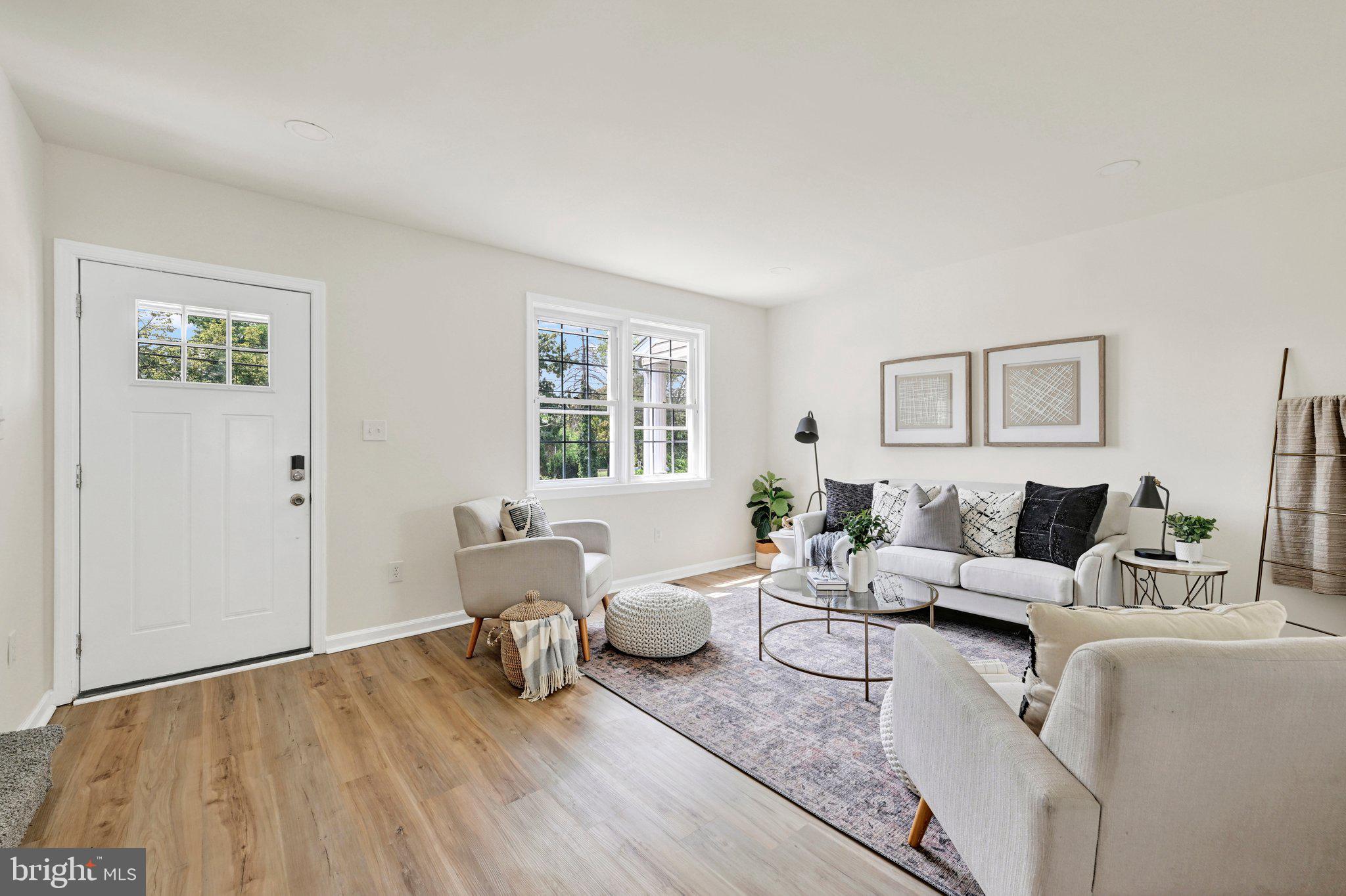 5829 The Alameda Baltimore, MD 21239 - Photo 4 of 27