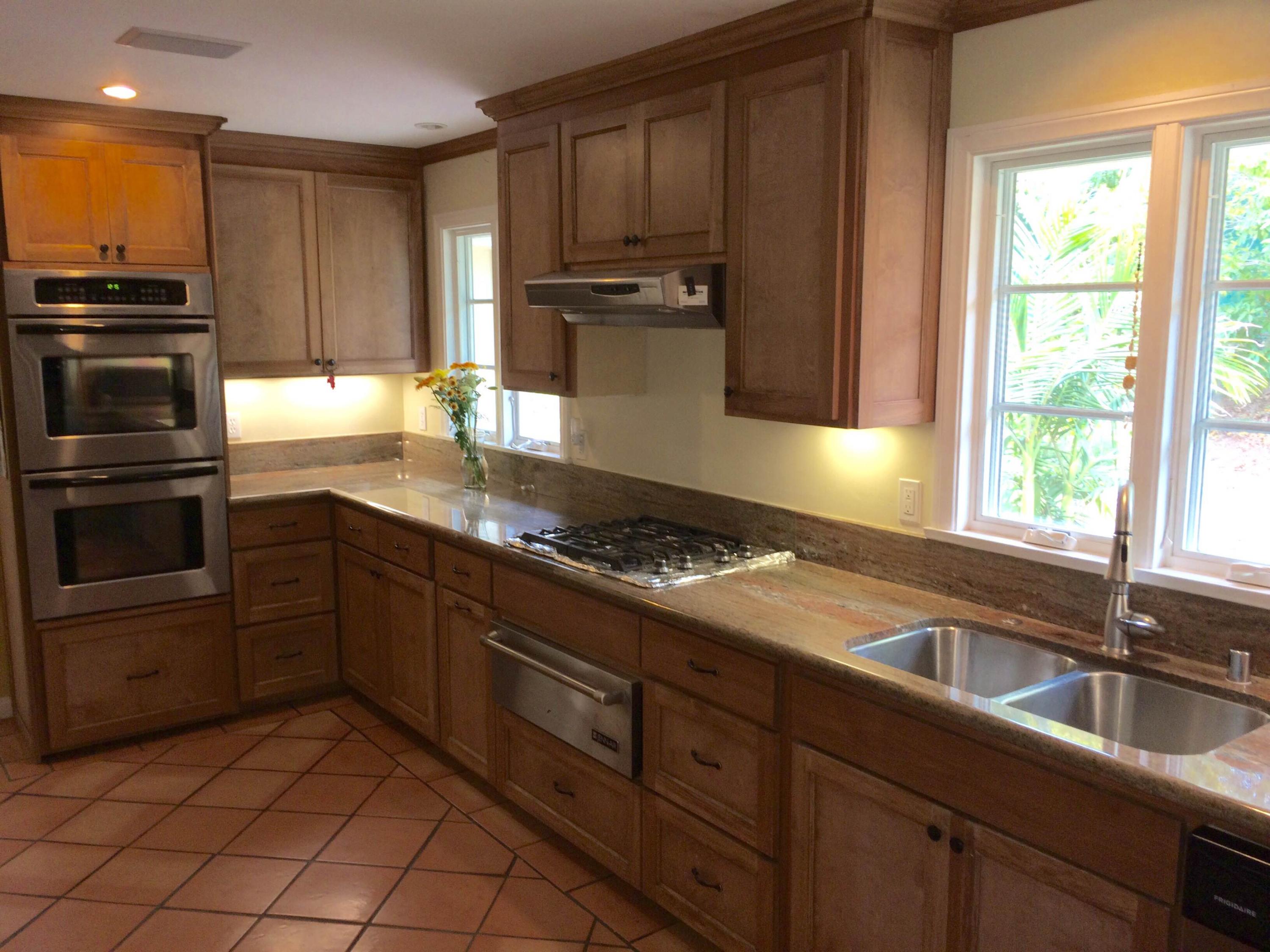 3918 Foothill Road Santa Barbara, CA 93110 - Photo 5 of 21 Gourmet Kitchen
