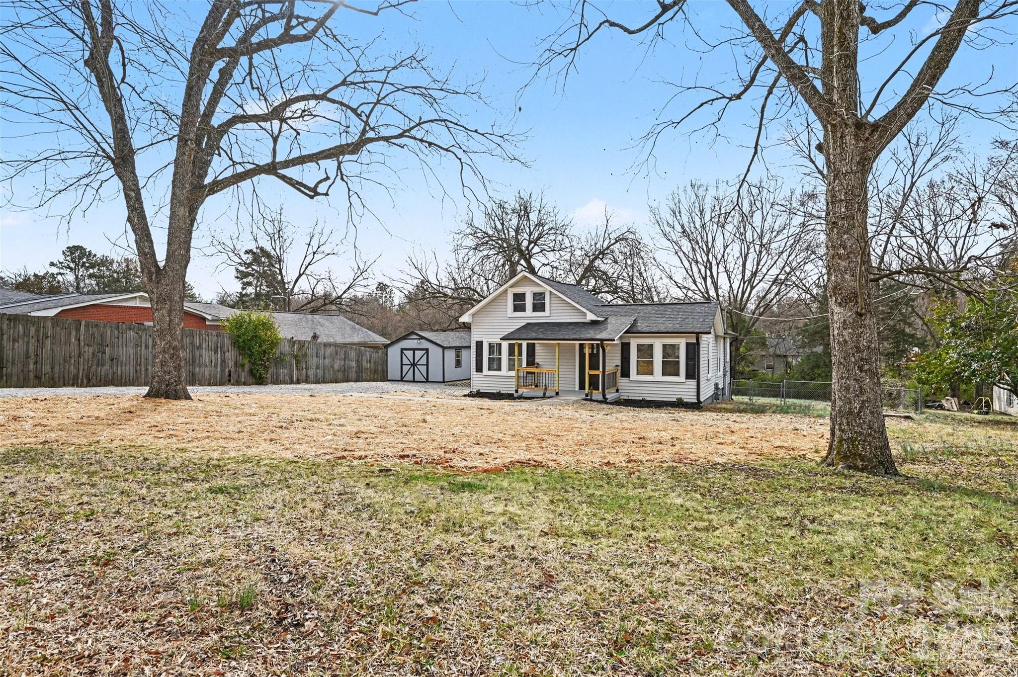 1010 Kentucky Street Kannapolis, NC 28083 - Photo 3 of 27