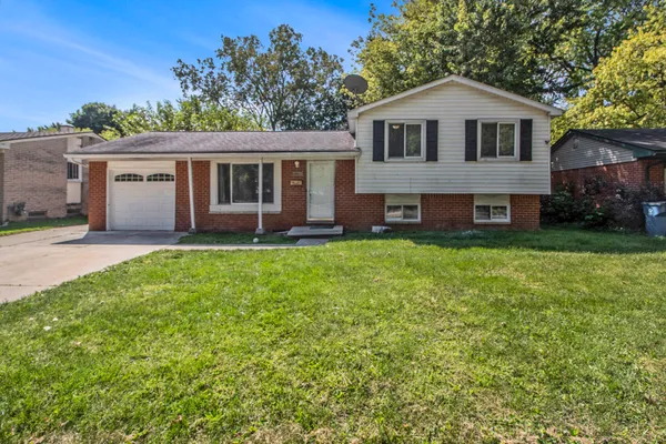 $285,000 | 8650 Cedar Court, Ypsilanti, MI 48198