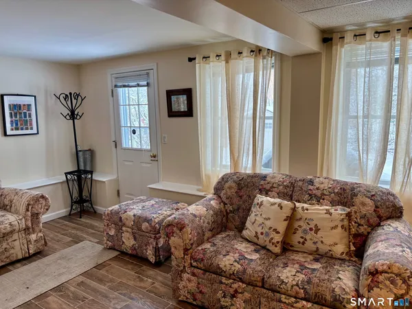 $314,000 | 230 East Wakefield Boulevard, Winchester, CT 06098