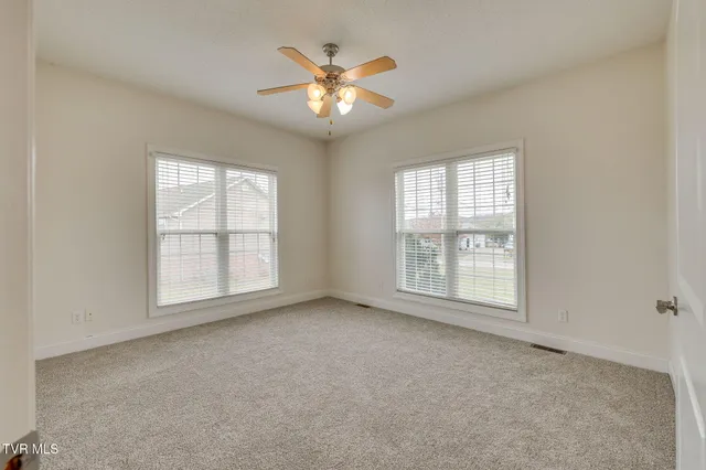 $499,999 | 27 Preakness Way, Telford, TN 37690