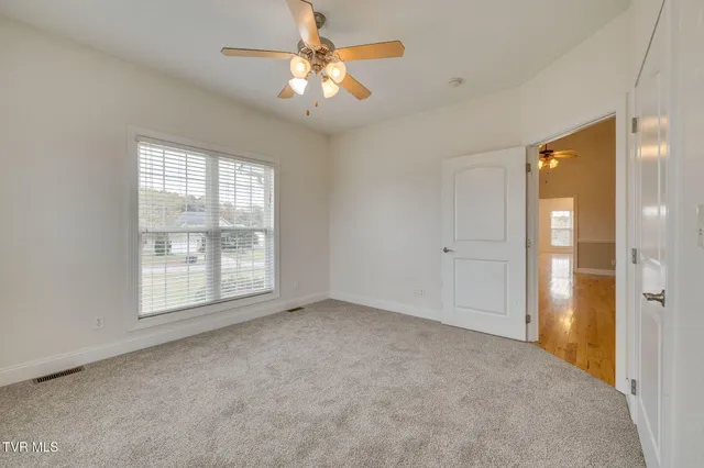 $499,999 | 27 Preakness Way, Telford, TN 37690