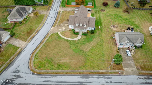 $499,999 | 27 Preakness Way, Telford, TN 37690