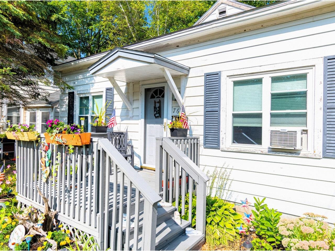 76 Woodbury Road Burlington, VT 05408 - Photo 4 of 40