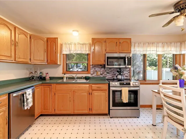 $425,000 | 76 Woodbury Road, Burlington, VT 05408