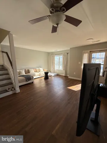 $2,650 | 8702 Village Green Court, Alexandria, VA 22309