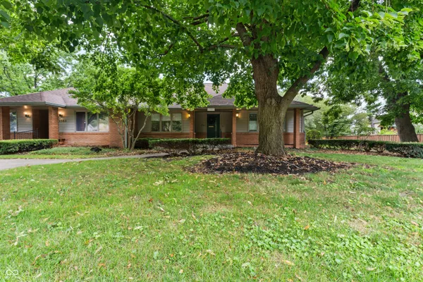 $295,000 | 2365 Glenview Drive, Columbus, IN 47203