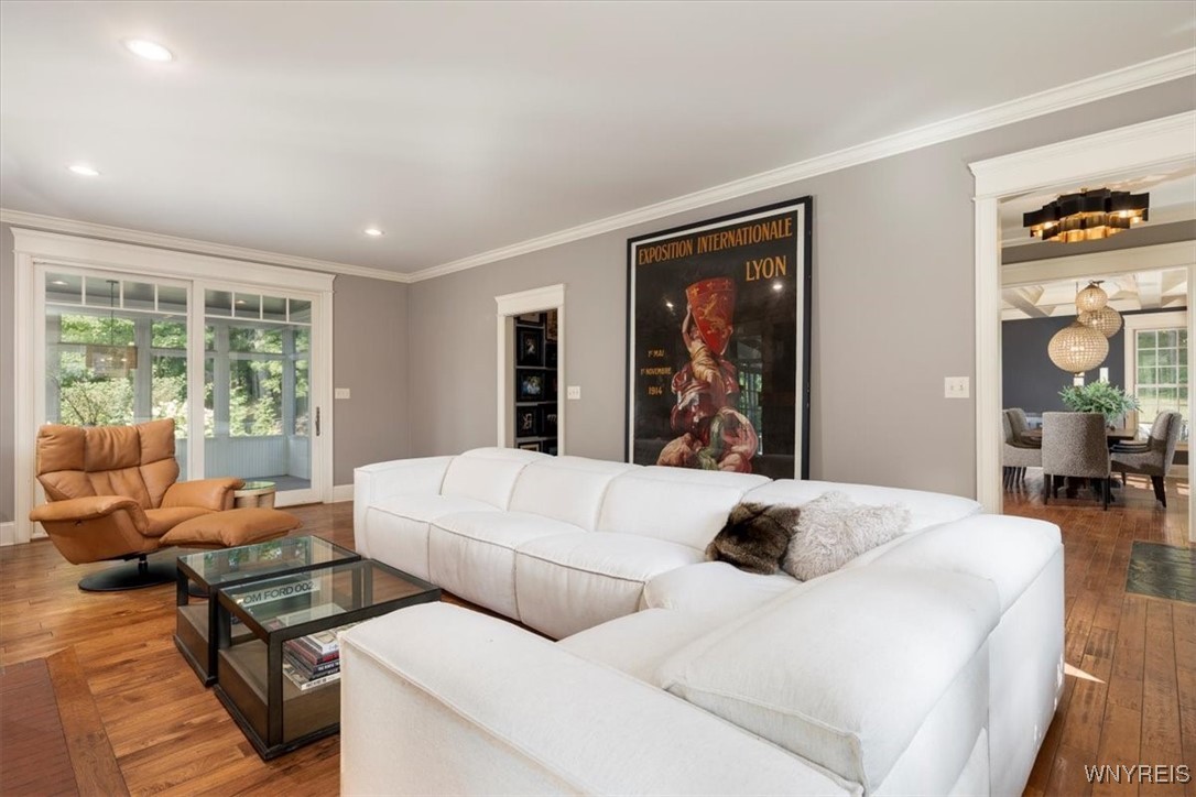 21 Creekview Court East Aurora, NY 14052 - Photo 5 of 50