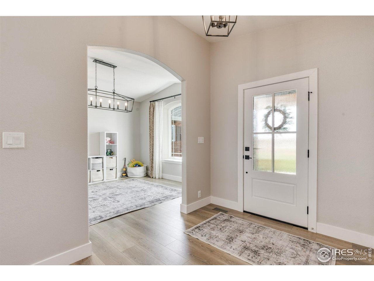 14500 County Road 29 Sterling, CO 80751 - Photo 20 of 49 a view interior of a house and wooden floor