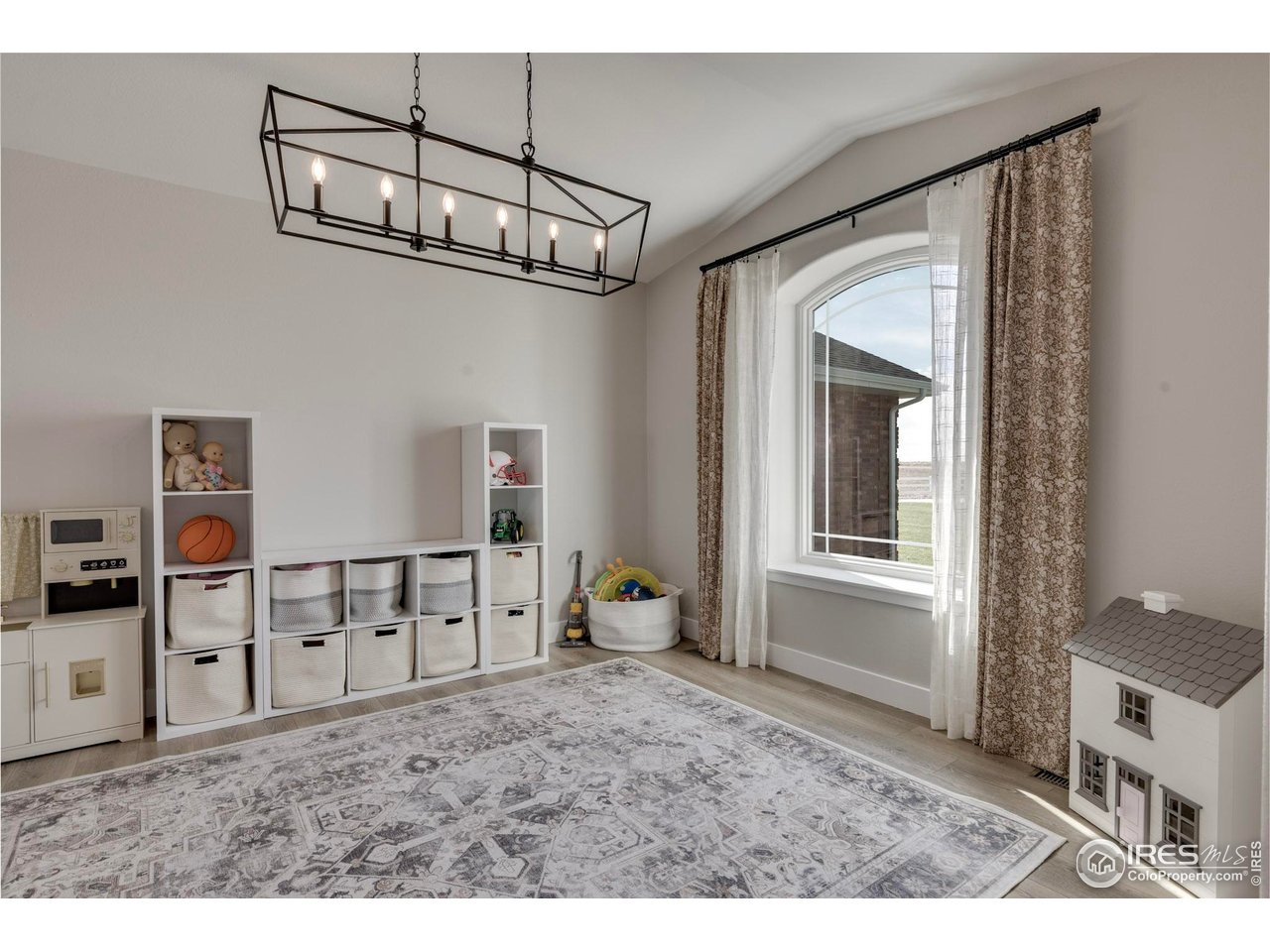 14500 County Road 29 Sterling, CO 80751 - Photo 29 of 49 a view of a livingroom with furniture and chandelier