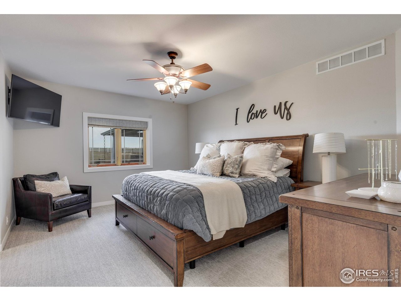 14500 County Road 29 Sterling, CO 80751 - Photo 33 of 49 a spacious bedroom with a bed and a window