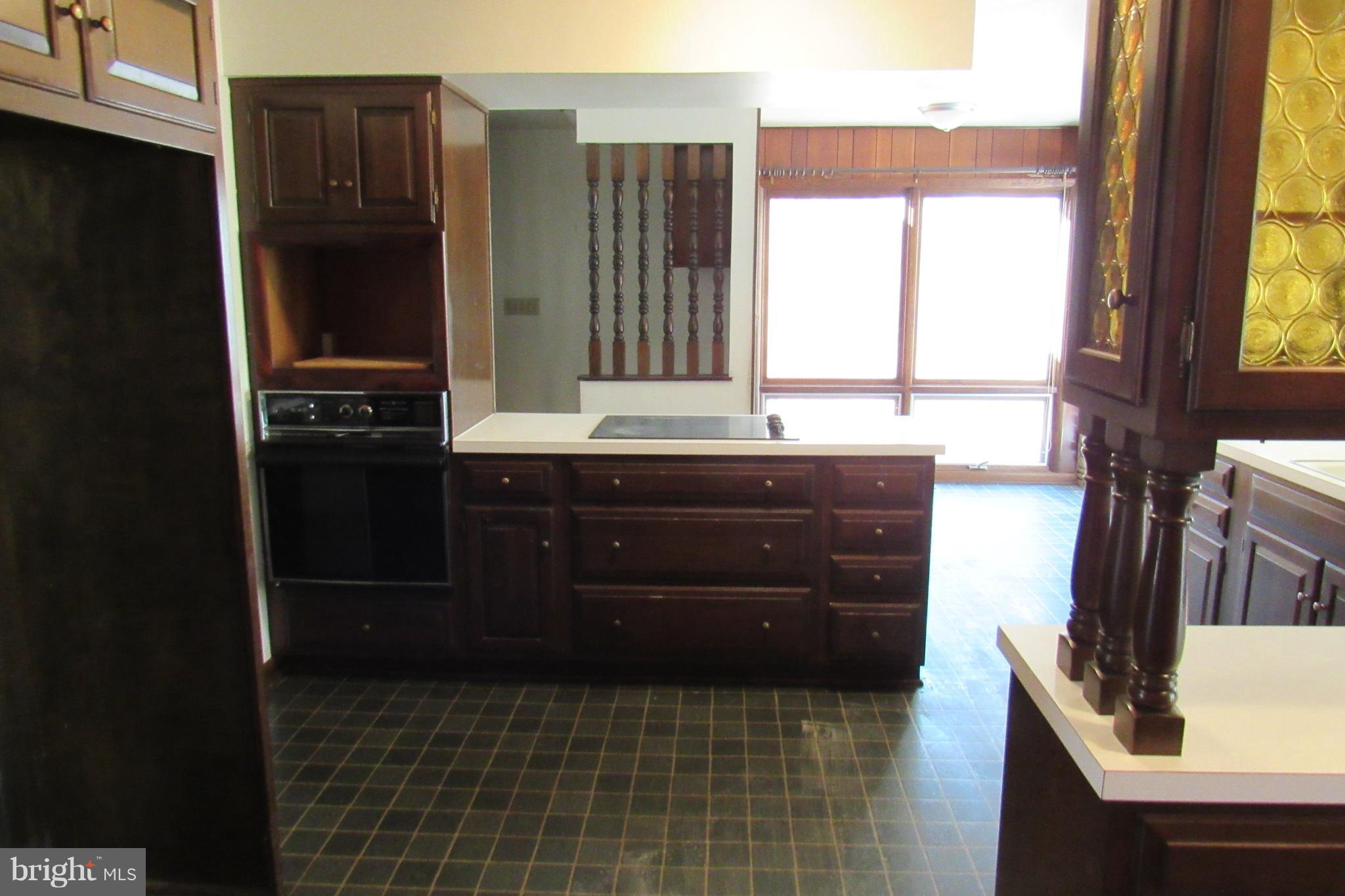 298 Grove Heights Road Berkeley Springs, WV 25411 - Photo 14 of 27 Kitchen