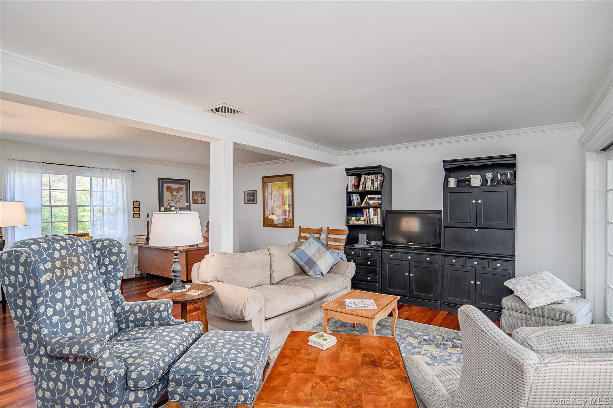 475 Mooney Hill Road Patterson, NY 12563 - Photo 22 of 47 a living room with furniture and wooden floor