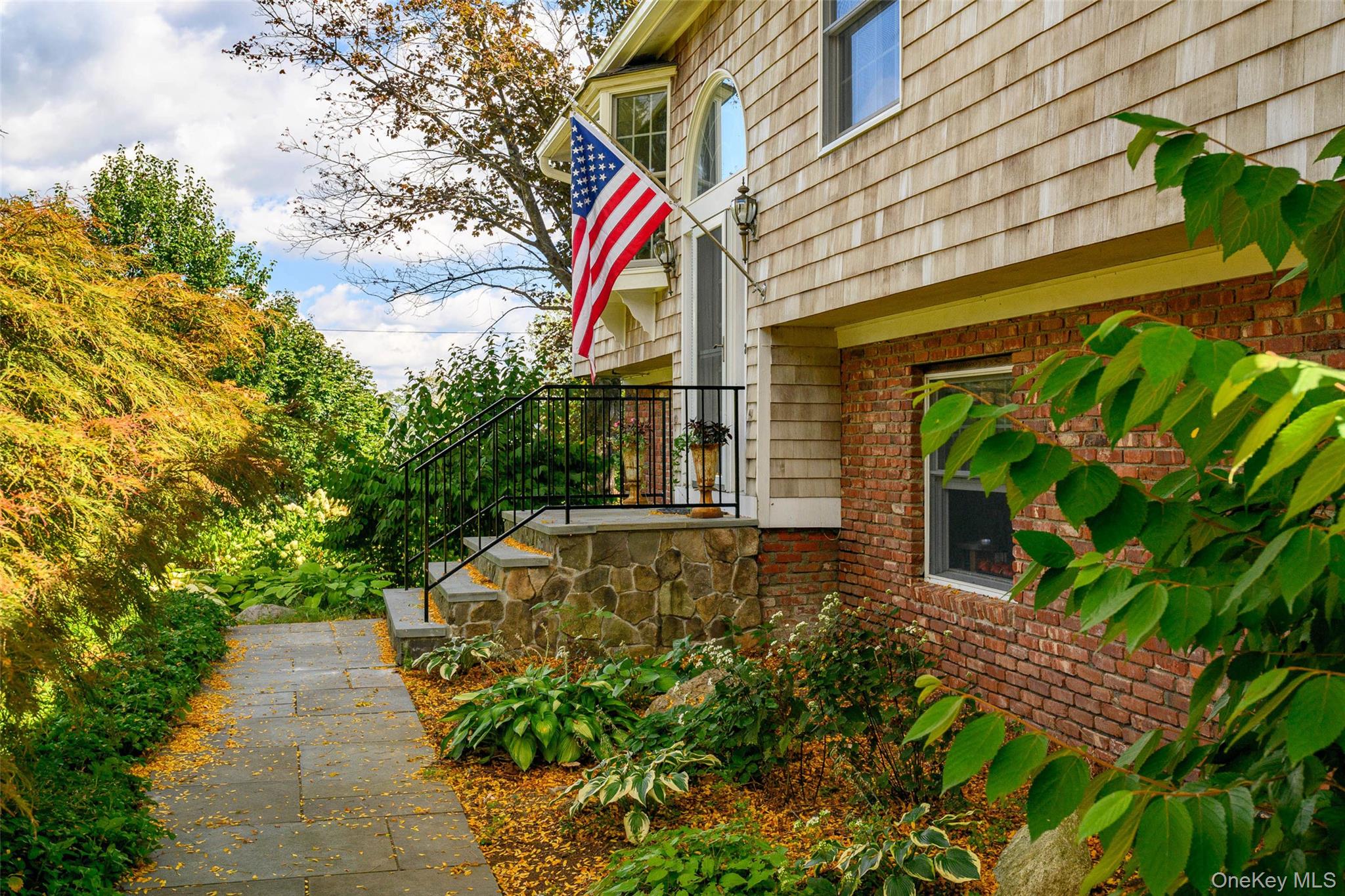 475 Mooney Hill Road Patterson, NY 12563 - Photo 3 of 47