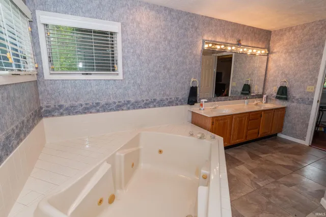 $412,500 | 14770 Fairfield Drive, Granger, IN 46530