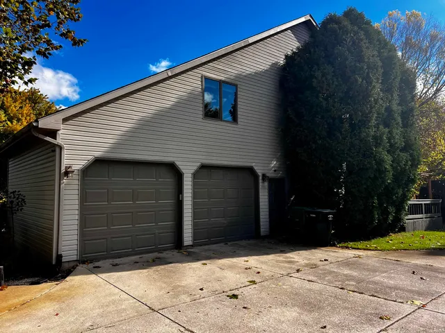 $412,500 | 14770 Fairfield Drive, Granger, IN 46530