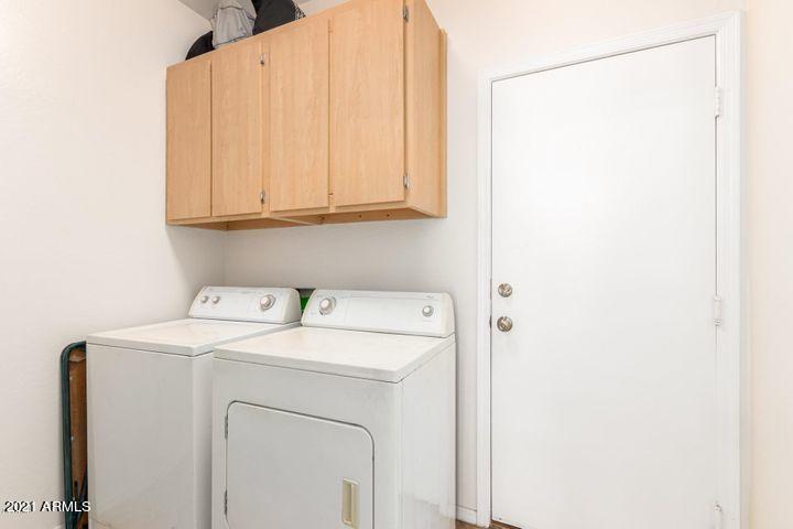 7022 West Mercer Lane Peoria, AZ 85345 - Photo 8 of 13 mercer laundry