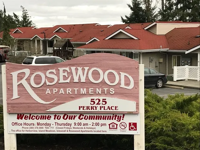 $960 | 525 Perry Place, Friday Harbor, WA 98250