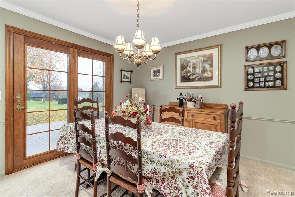 682 Heritage Lane Rochester Hills, MI 48309 - Photo 10 of 88