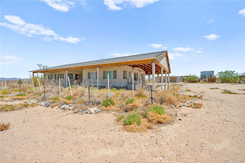 36990 Cambria Road Lucerne Valley, CA 92356 - Photo 12 of 47