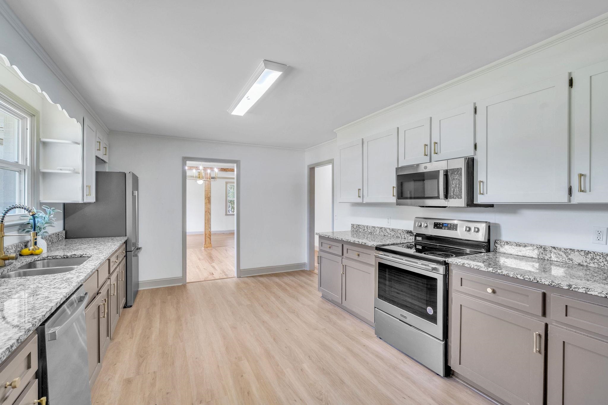 919 Hampton Road Lyman, SC 29365 - Photo 6 of 23 Gallery Image 6
