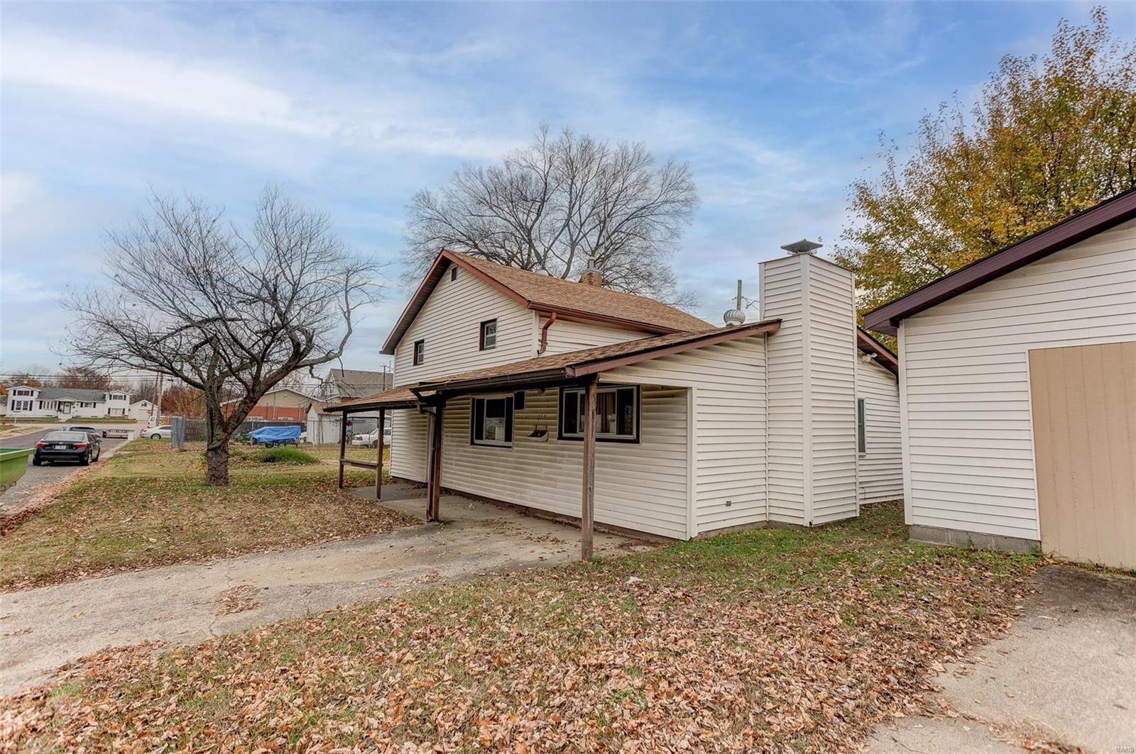 213 Walnut Street Roxana, IL 62084 - Photo 3 of 31