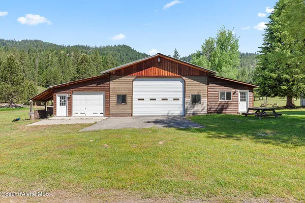 $2,560,000 | 26277 North Chevrolane Way, Rathdrum, ID 83858