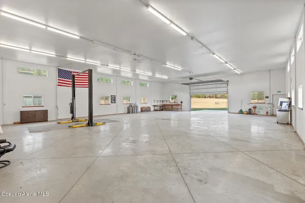 $2,560,000 | 26277 North Chevrolane Way, Rathdrum, ID 83858