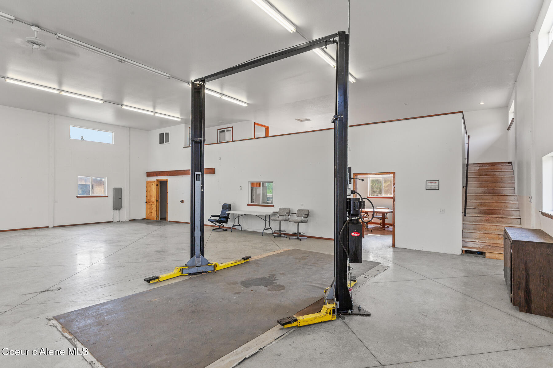 26277 North Chevrolane Way Rathdrum, ID 83858 - Photo 6 of 78 26277NChevrolaneWay-16