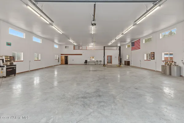 $2,560,000 | 26277 North Chevrolane Way, Rathdrum, ID 83858