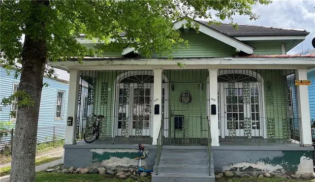 $1,150 | 6116 Royal Street, New Orleans, LA 70117