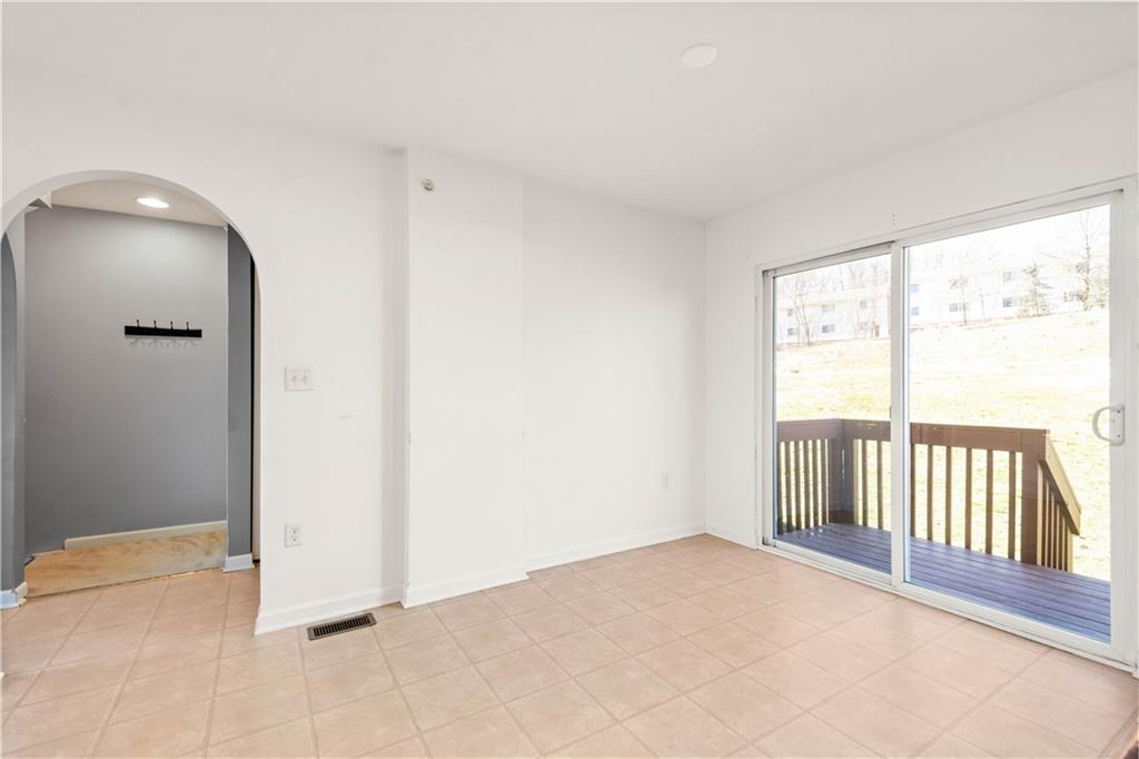 140 Lockheed Drive Coraopolis, PA 15108 - Photo 11 of 25 Gallery Image 11