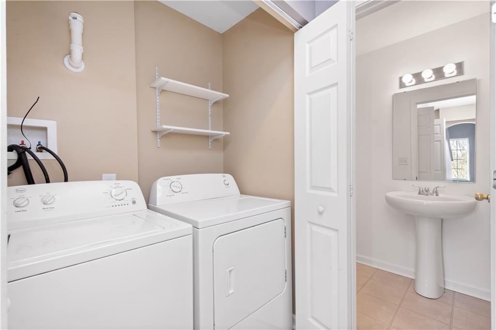 140 Lockheed Drive Coraopolis, PA 15108 - Photo 15 of 25 Gallery Image 15