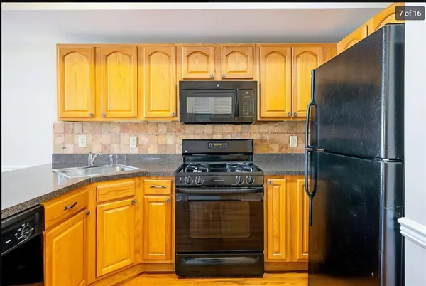 $3,400 | 725 Jefferson Street, Unit 25, Hoboken, NJ 07030