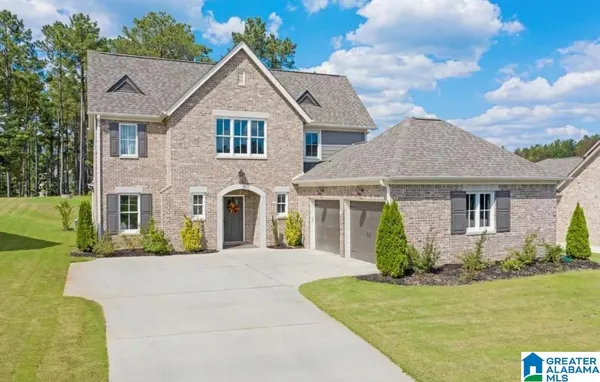 $579,900 | 417 Glen Iris Circle, Pelham, AL 35124