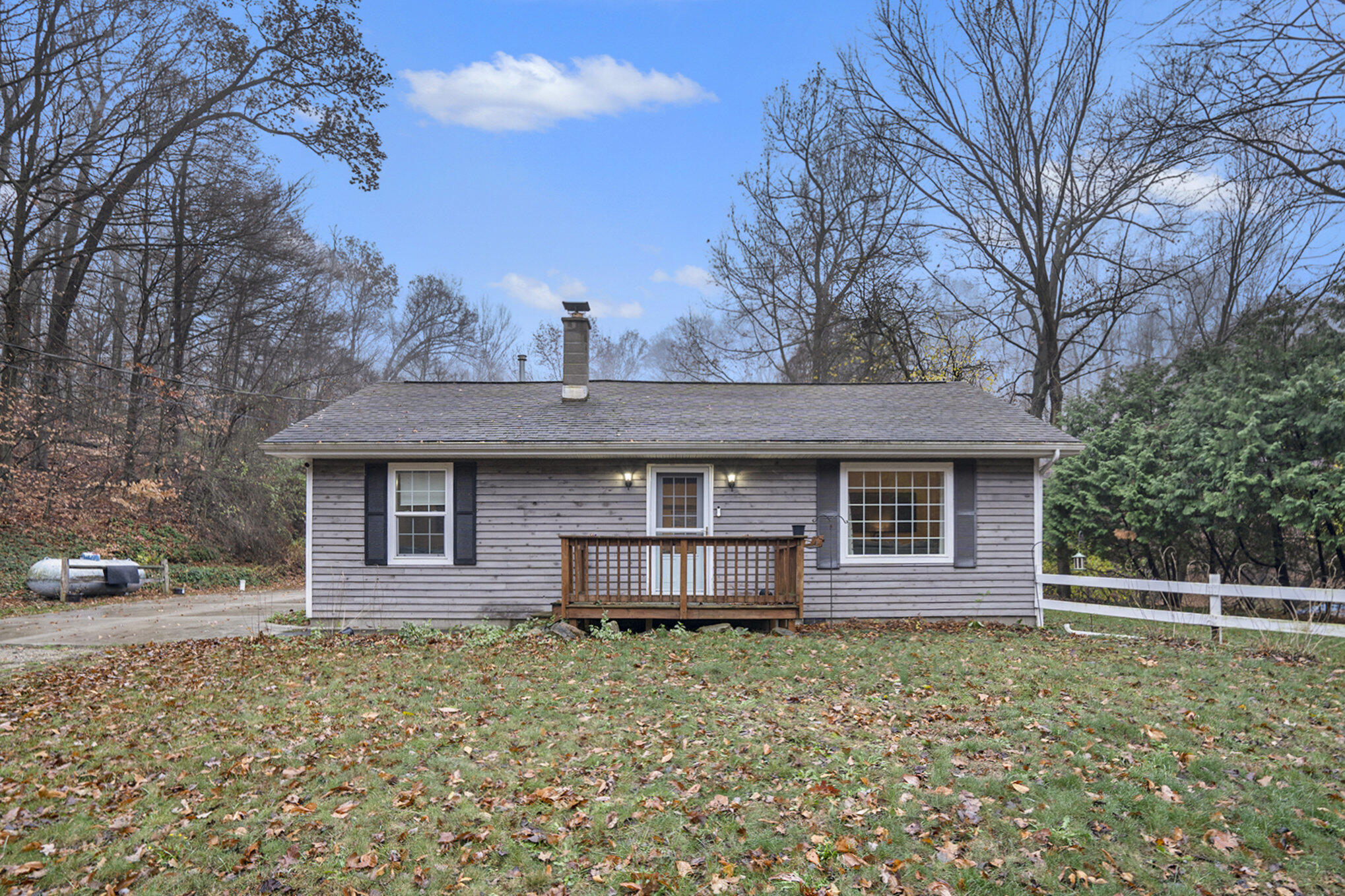 32 Pine Road Plainwell, MI 49080 - Photo 1 of 22 002_jbs01421_677