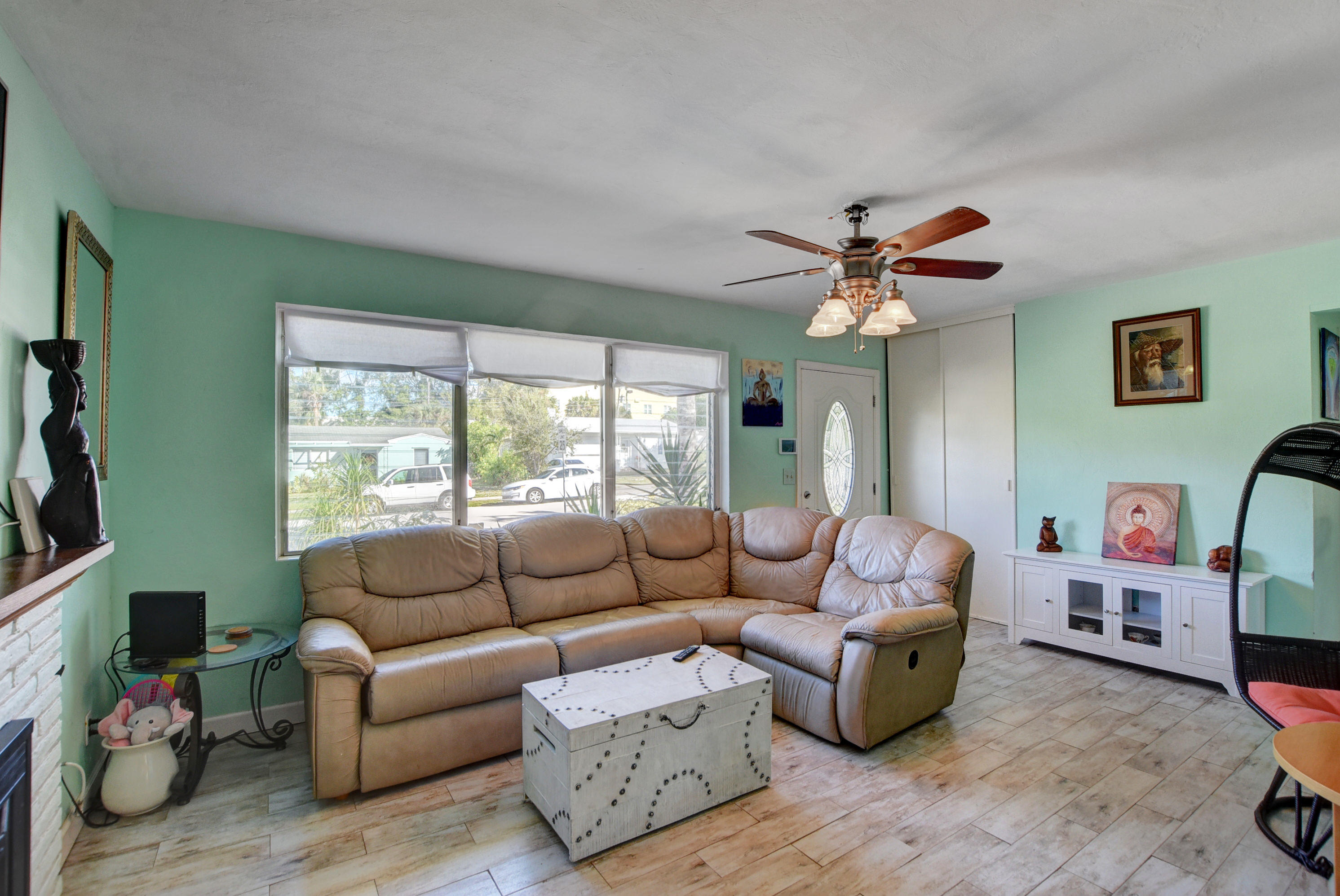 952 Churchill Road West Palm Beach, FL 33405 - Photo 9 of 9 Living Room Michael Seville Realtor