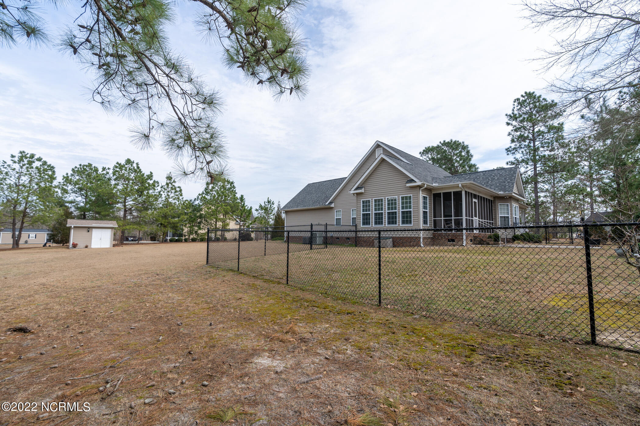 137 Glendale Drive Rockingham, NC 28379 - Photo 9 of 15 DSC09848