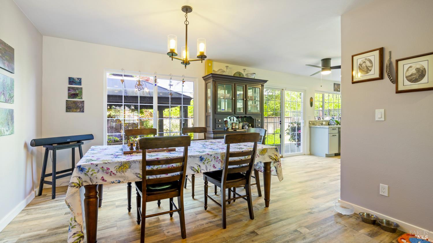 868 Holly Avenue Rohnert Park, CA 94928 - Photo 11 of 48