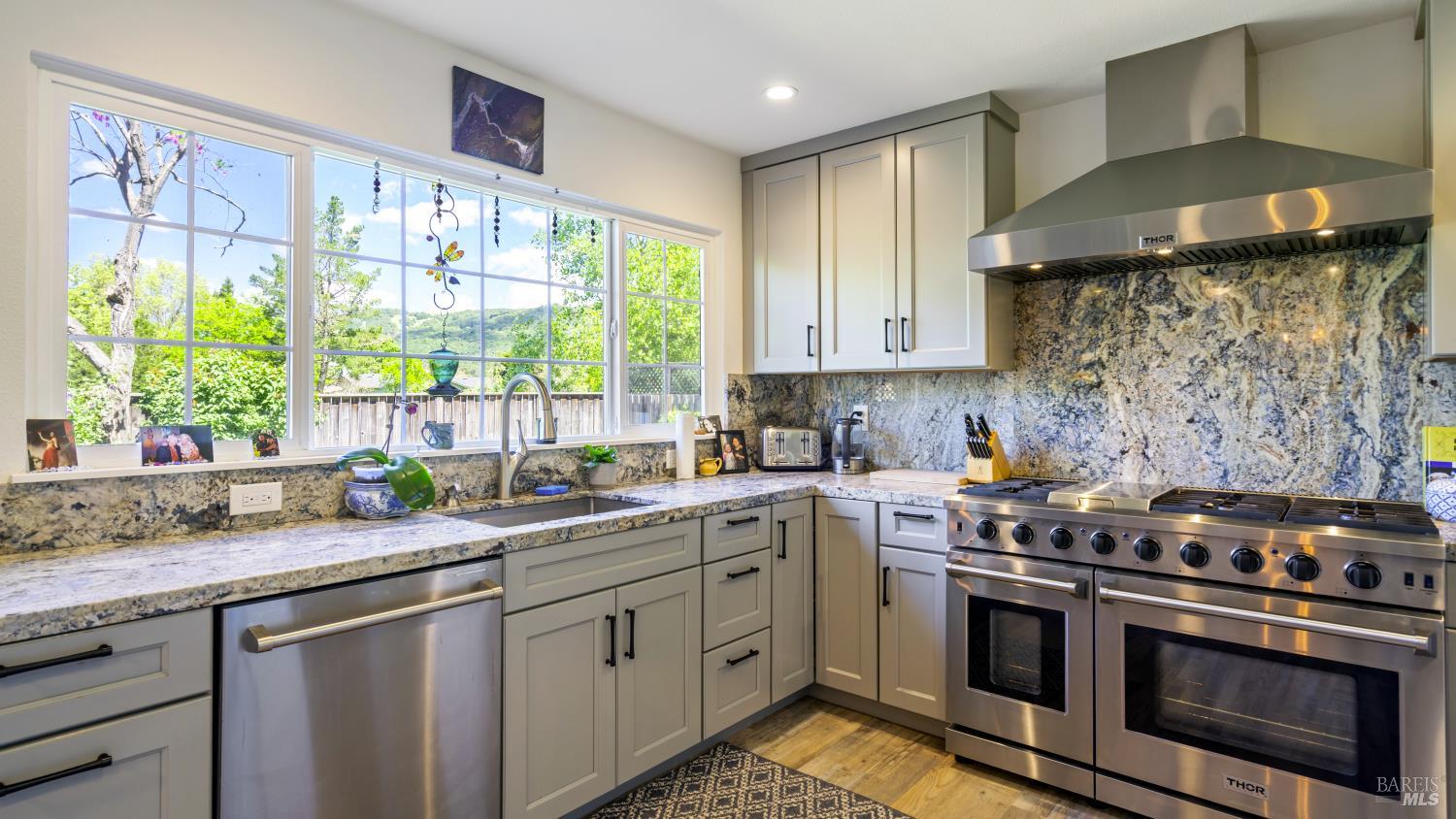 868 Holly Avenue Rohnert Park, CA 94928 - Photo 15 of 48